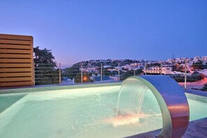 Indoor pool, outdoor pool, sun loungers - Extraordinary Villa With Private Pool & Steamsauna (Mellieha)