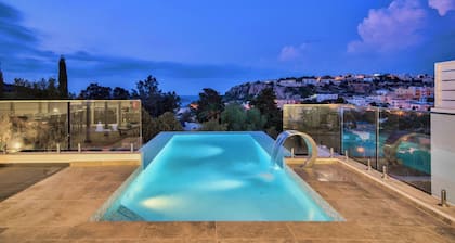 Prestigious Grand Villa With Luxurious Amenities