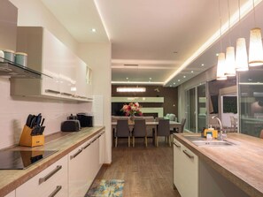 Interior - Prestigious Grand Villa With Luxurious Amenities (Mellieha)