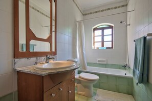 Interior - Delightful Apartment With Traditional Balcony (Sliema)