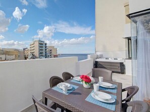 Front of property - Sliema Sea View Jacuzzi Penthouse (Sliema)
