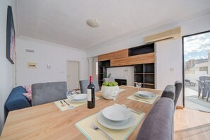 Restauration dans la chambre