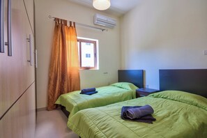 Interior - Spacious Light Filled Apartment With Balcony (Sliema)