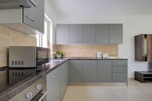 Apartment (3 Bedrooms) | Private kitchen - Airy Top Floor Apartment With Stunning Terrace (St. Julian's)