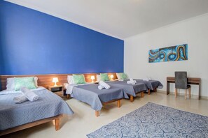 3 Schlafzimmer, Schreibtisch, laptopgeeigneter Arbeitsplatz