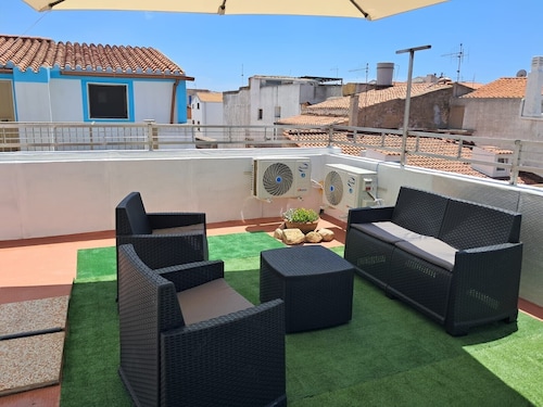 Vacation Home in the Heart of the Village with Private Terrace, Wi-Fi, and Air Conditioning