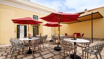 Comfort-Suite | Speisen im Freien