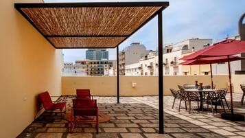 Suite Mewah | Tempat makan outdoor