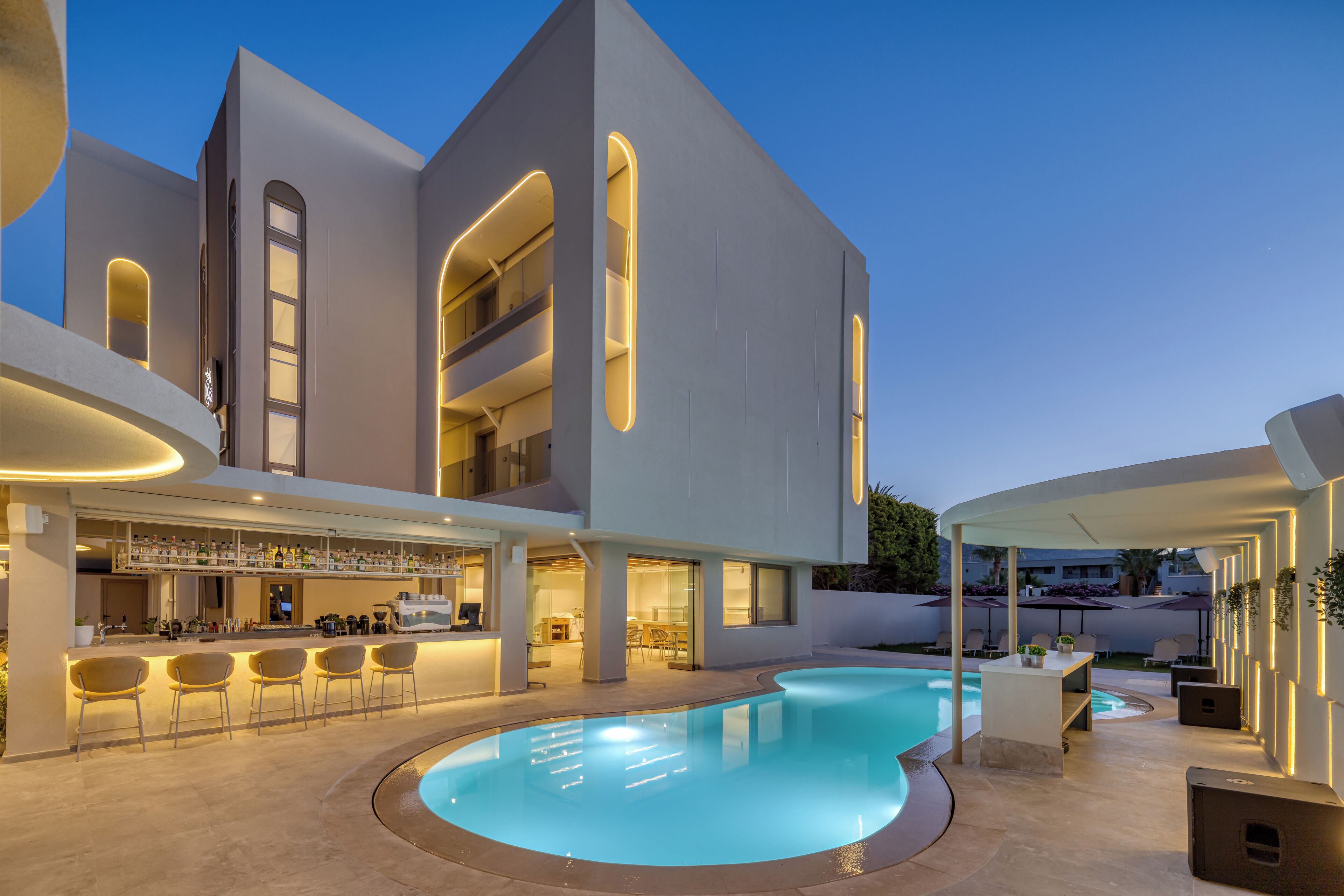 Seasonal outdoor pool