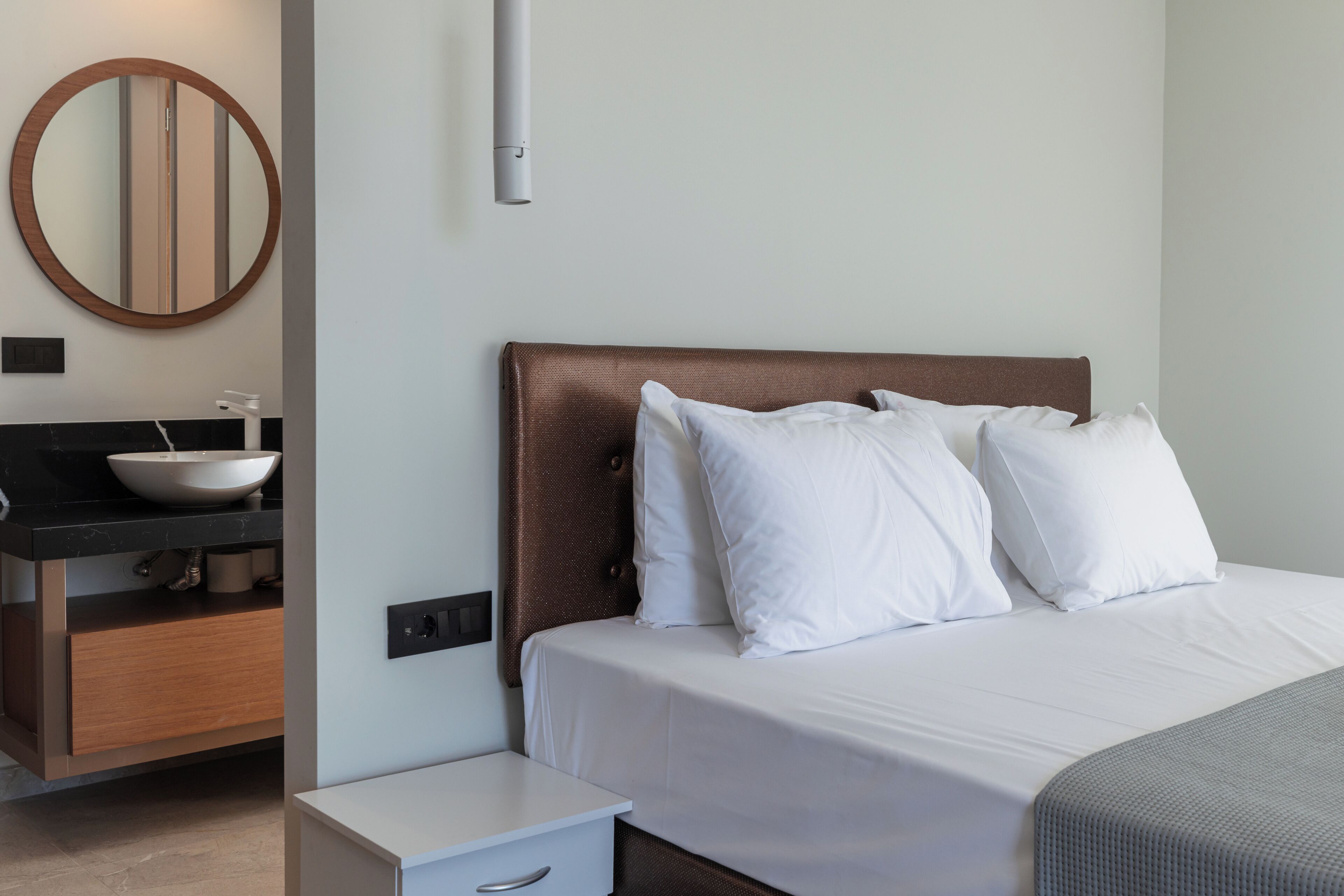 Suite | Brankas, meja kerja, dan Wi-Fi gratis