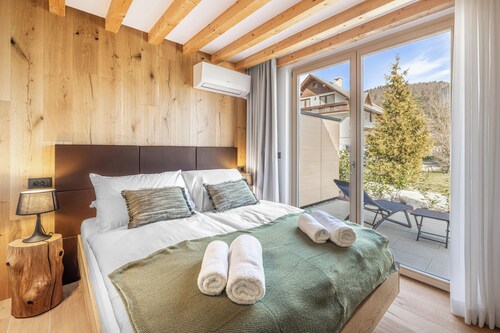 Chalet Bela 2/2 – A modern alpine retreat just 3 km from Bled