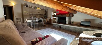 Apartment '3' with Mountain View, Shared Garden and Wi-Fi