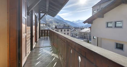 Apartment '3' with Mountain View, Shared Garden and Wi-Fi