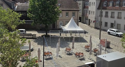 Ferienwohnung "Saskia" mit wunderschönem Altstadtblick und Dachterrasse!