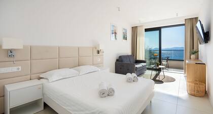 Wind Rose apartments-beacfront