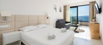 Wind Rose apartments-beacfront