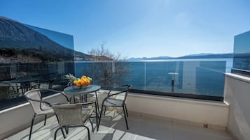 Comfort-Studio, Meerblick | Speisen im Freien