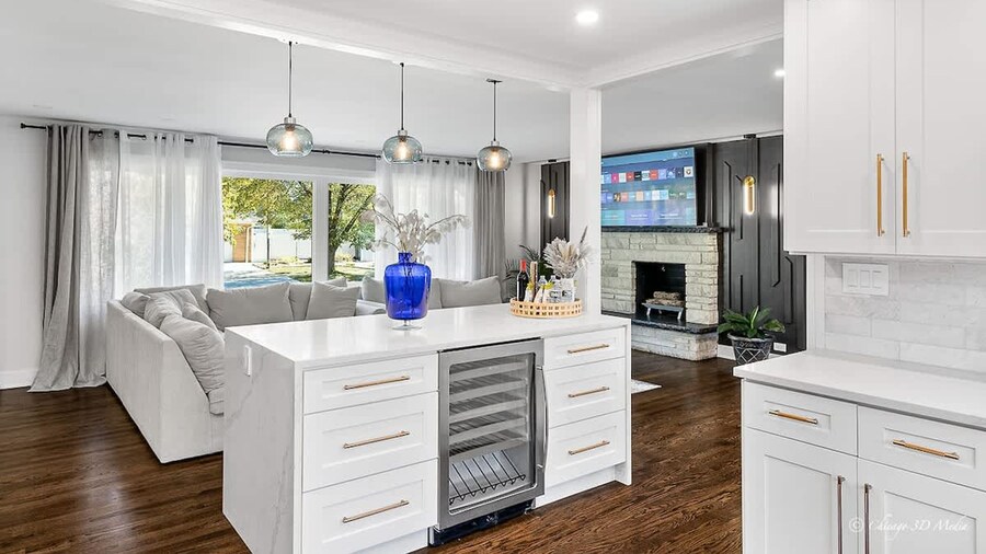 Casa 22 Luxury Modern 3BD 2BA Home in Skokie