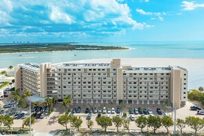 Exterior - 2B/2B Carlos Pointe Resort With Amazing Views! Carlos Pointe 431 (Fort Myers Beach)