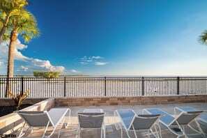 Terrace/patio - 2B/2B Carlos Pointe Resort With Amazing Views! Carlos Pointe 431 (Fort Myers Beach)