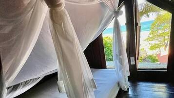 Familierom, balkong, sjøutsikt