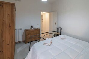 1 bedroom, iron/ironing board, WiFi - Delizoso Tourist Apartment (Roma)