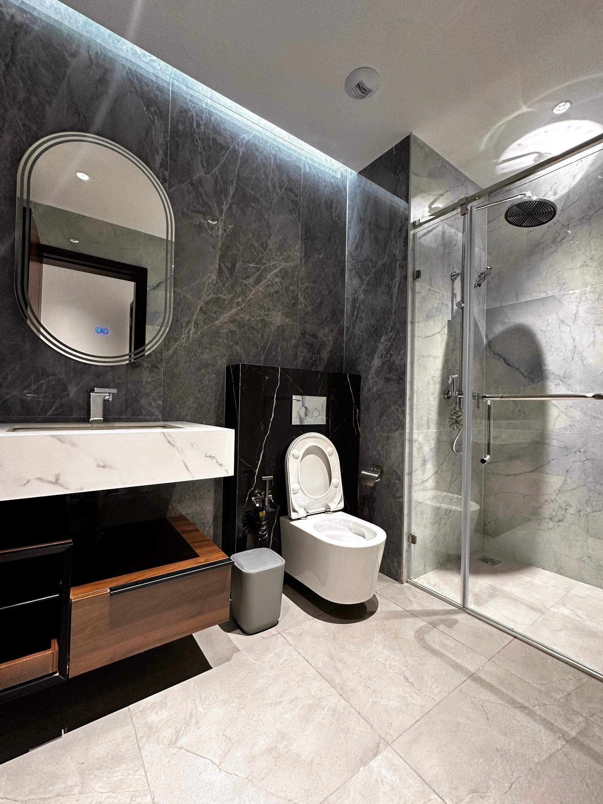 Deluxe Double Room, Balcony, Beach View | Bilik Mandi