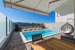 Pool - Vrbo Property (Grižane-Belgrad)
