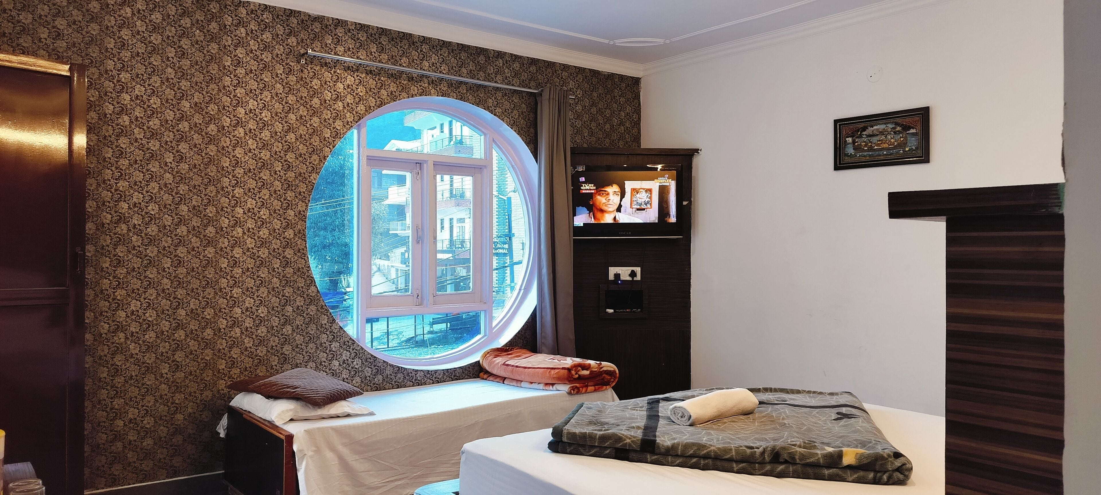 Kolmen hengen deluxe-huone, parveke, vuoristonäköala