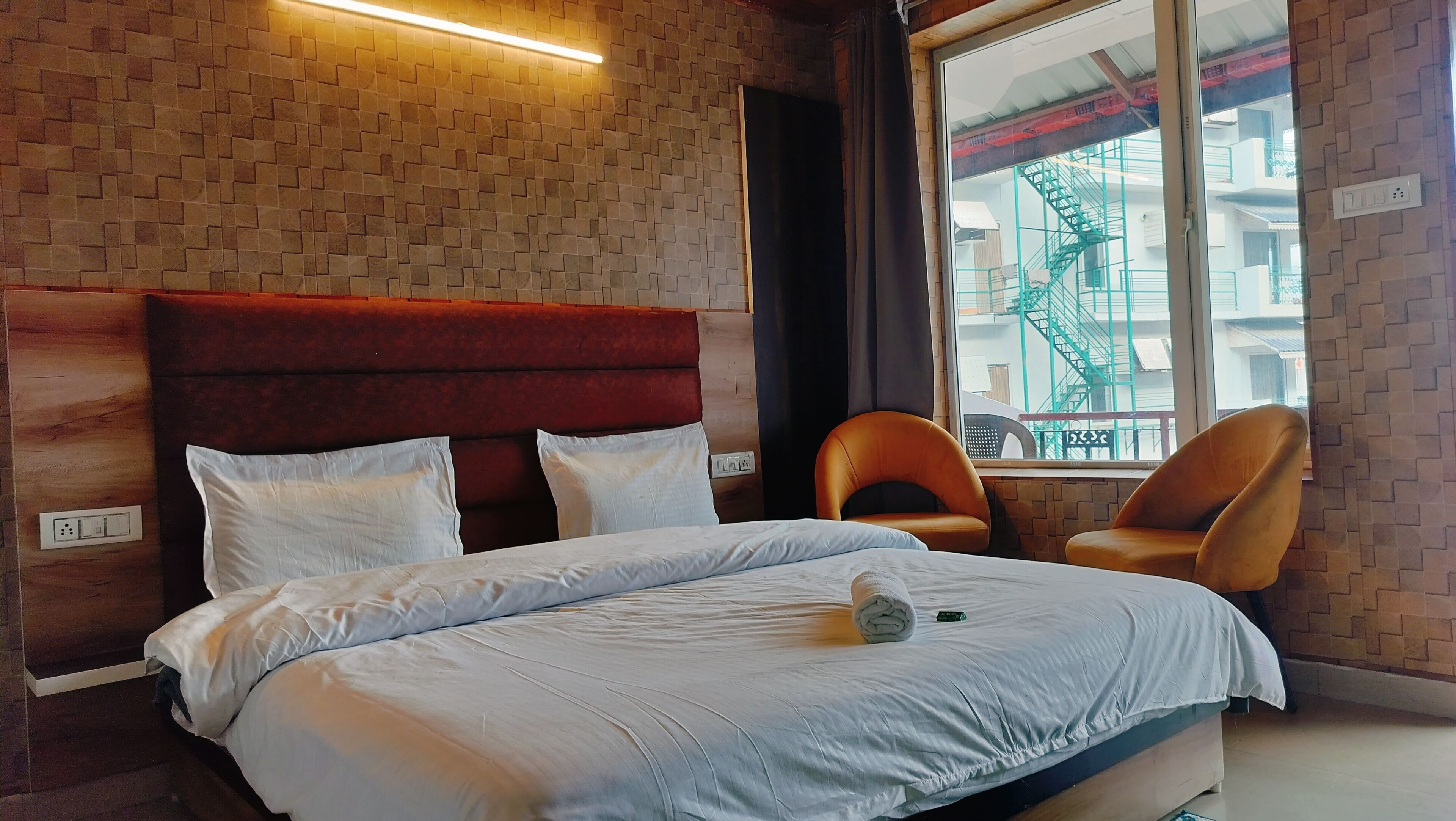 Deluxe Double Room, Balcony, Mountain View