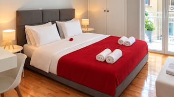 Basic Apartment, Balcony