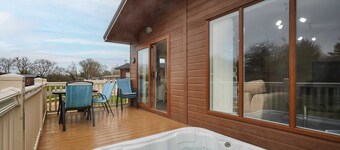 Host Stay Rowan Lodge