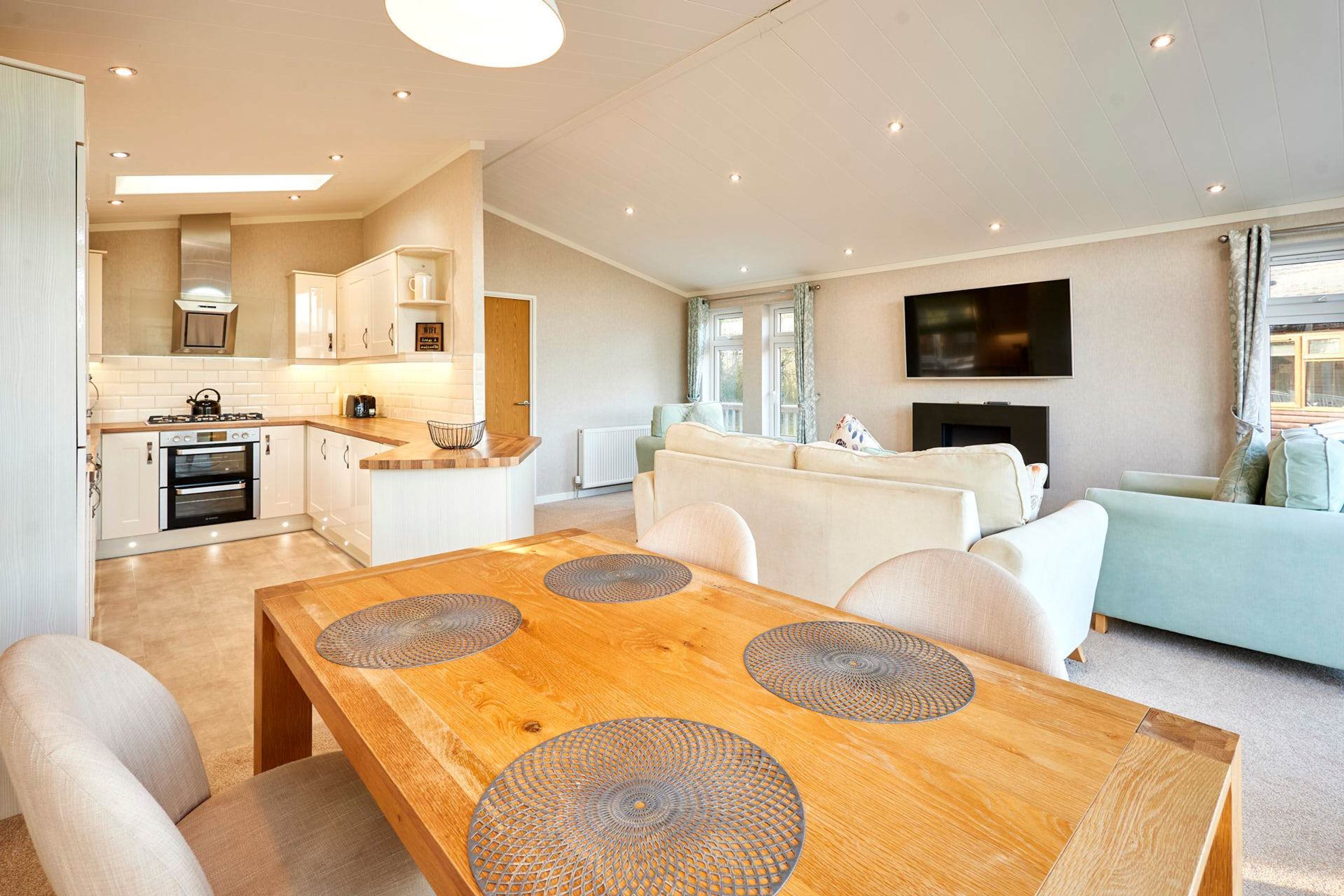 2 bedrooms