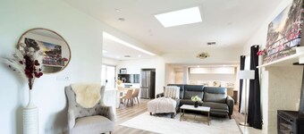 5BR Family Retreat Spa, Sauna, Gym Miranda sleep12
