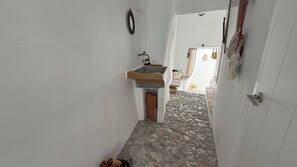 Casa, 3 habitaciones, para fumadores, patio | Interior