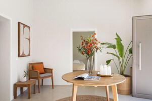 House, 3 Bedrooms, Beachfront | Interior