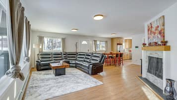 House (2 Bedrooms) | Front of property