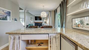 Apartment (3 Bedrooms) | Interior