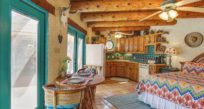 6 Mi to Texas Tech: Studio w/ Shared Pool & Grill