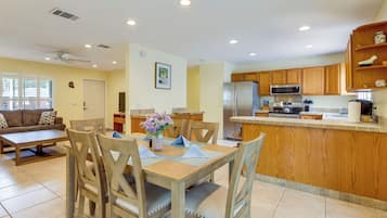 Nhà (3 Bedrooms) | Nội thất