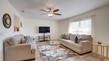 Apartemen (2 Bedrooms) | Bagian depan properti