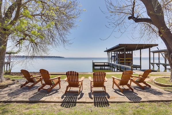 House (3 Bedrooms) | Front of property