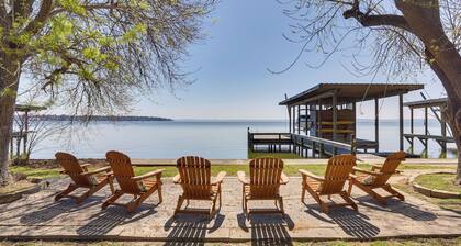 'the Lake House' w/ Dock & Patio in Livingston