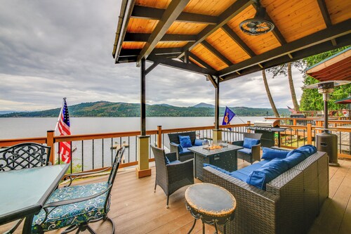 Hike, Fish & Unwind: Cocolalla Lake Home w/ Dock!