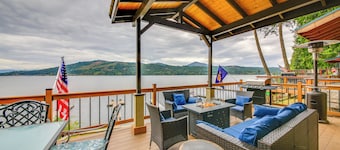 Hike, Fish & Unwind: Cocolalla Lake Home w/ Dock!