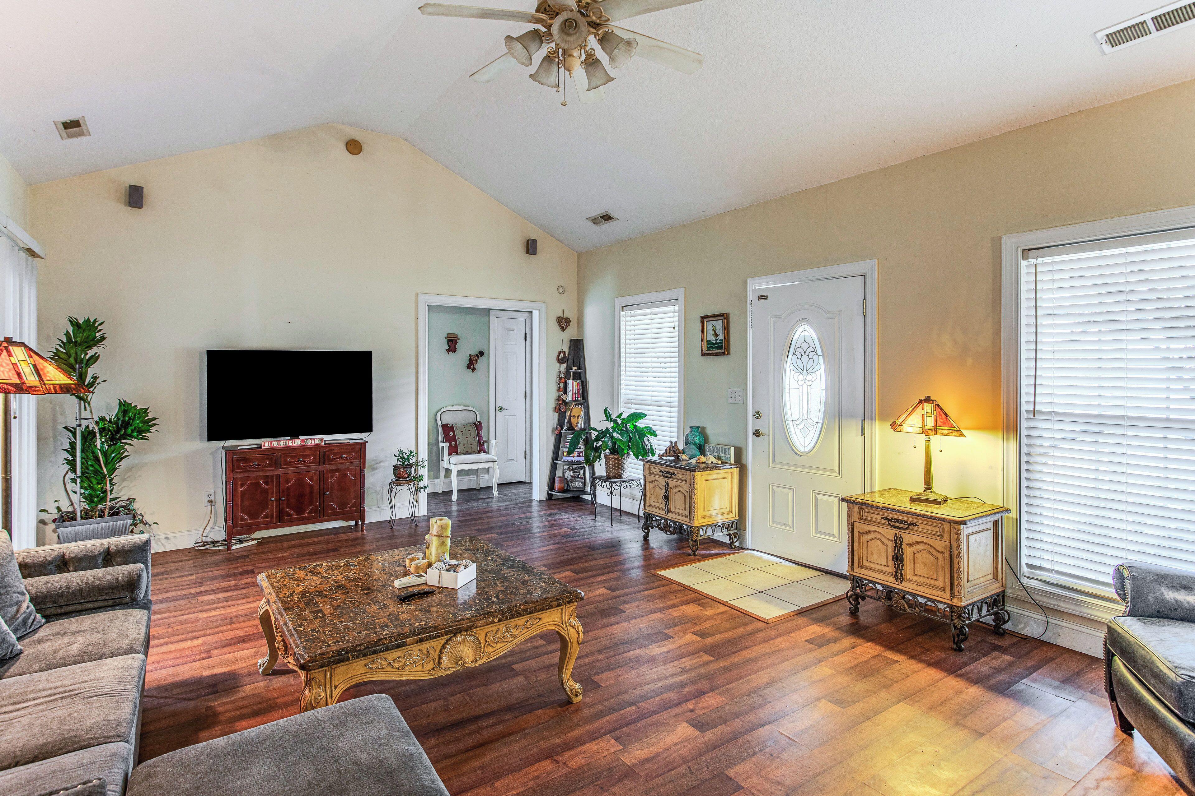 House (3 Bedrooms) | Front of property