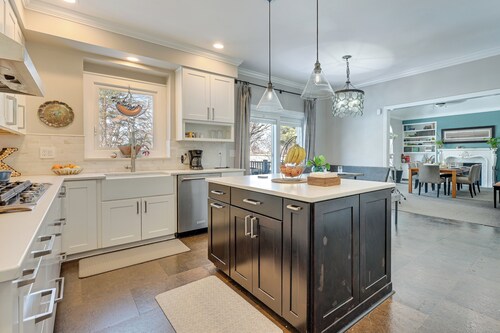 Endless Fun! Family Home w/ Spacious Yard in Clive