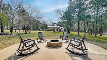 House (2 Bedrooms) | Front of property