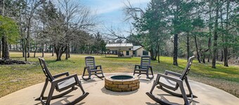 Private 60-acre Retreat Near Lake Murray & Texoma