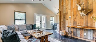 Private 60-acre Retreat Near Lake Murray & Texoma